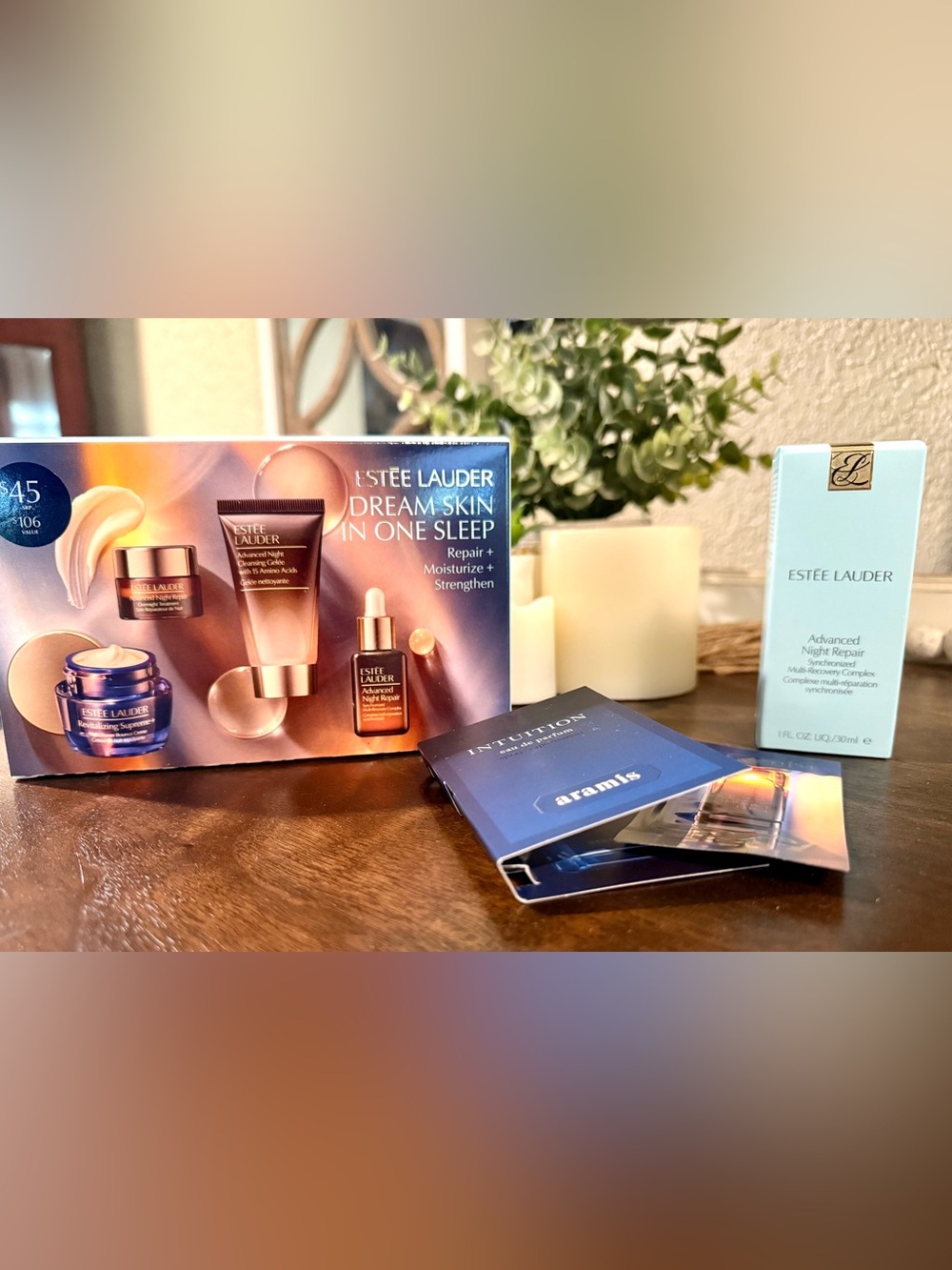 Estee Lauder Advanced Night Repair and Gift Set